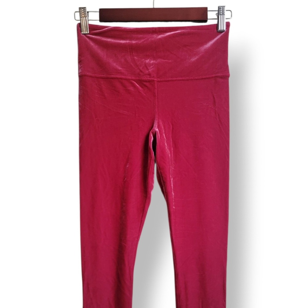 Athleta‎ Deep Pink Elation Velvet Tight Legging Size Small